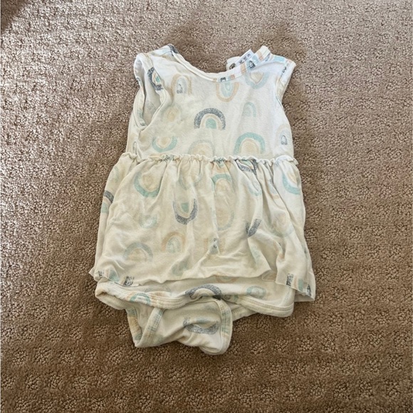 Spearmintlove Baby rainbow dress - Picture 1 of 3